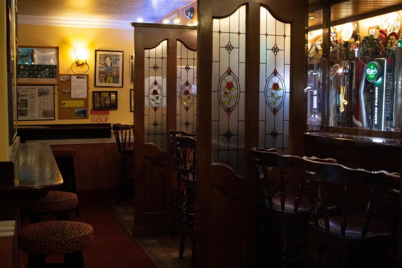 Bridge Hotel Арклоу Екстериор снимка