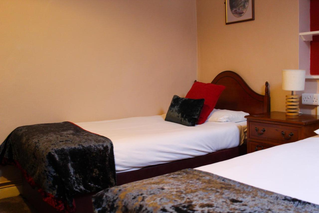Bridge Hotel Арклоу Екстериор снимка