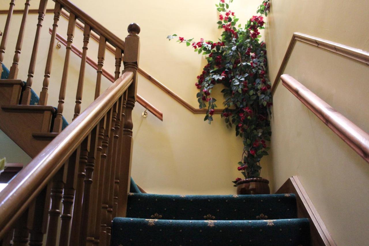 Bridge Hotel Арклоу Екстериор снимка