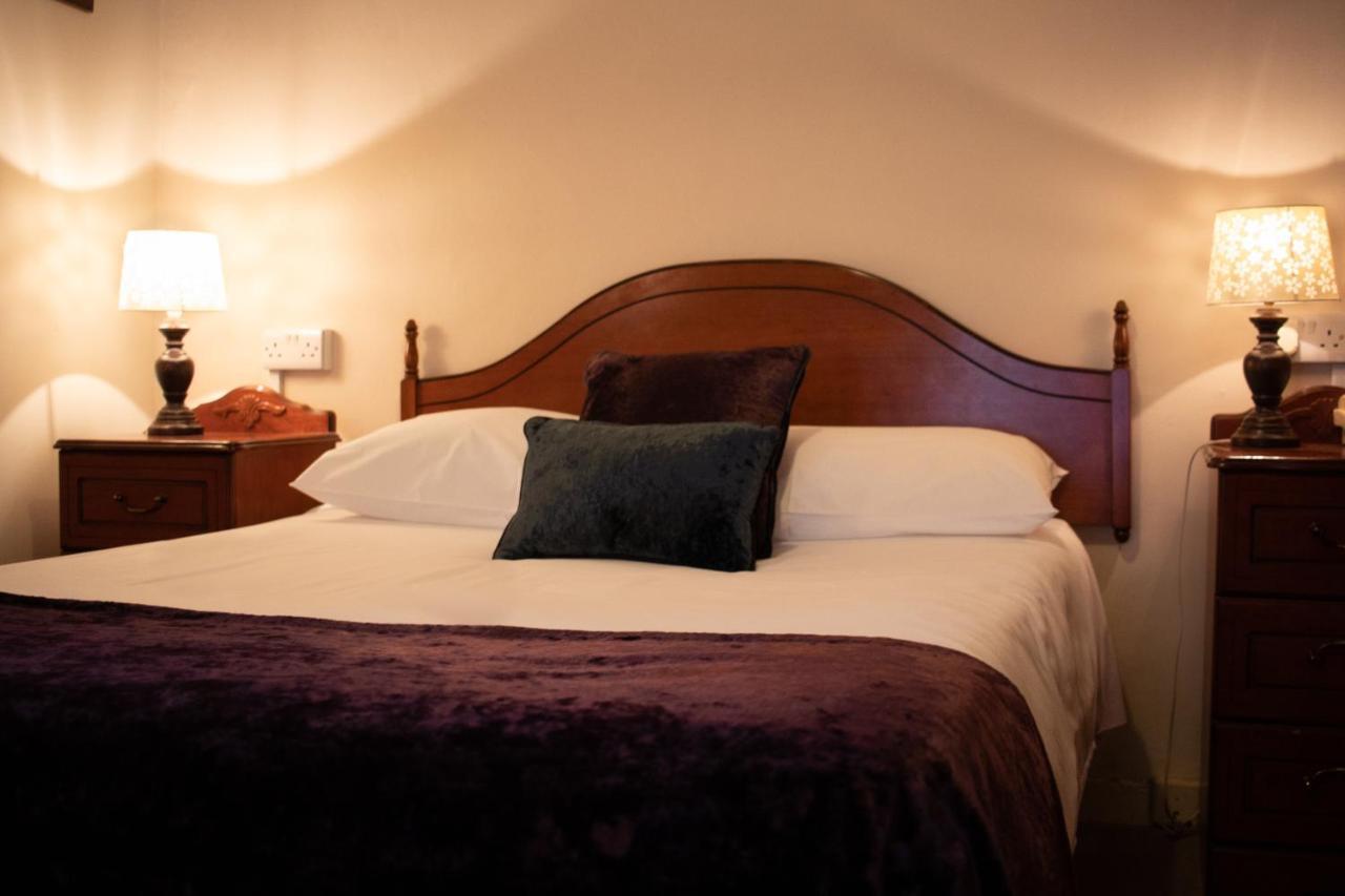Bridge Hotel Арклоу Екстериор снимка