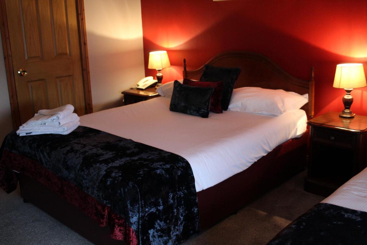 Bridge Hotel Арклоу Екстериор снимка