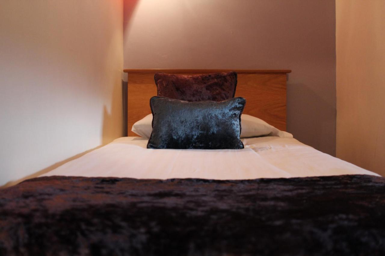 Bridge Hotel Арклоу Екстериор снимка