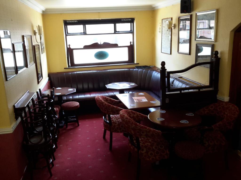 Bridge Hotel Арклоу Екстериор снимка